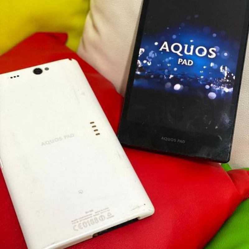 تبلیت AQUOS PAD