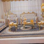 فروش یک سیت مبل رنگ طوسی  هفت نفره