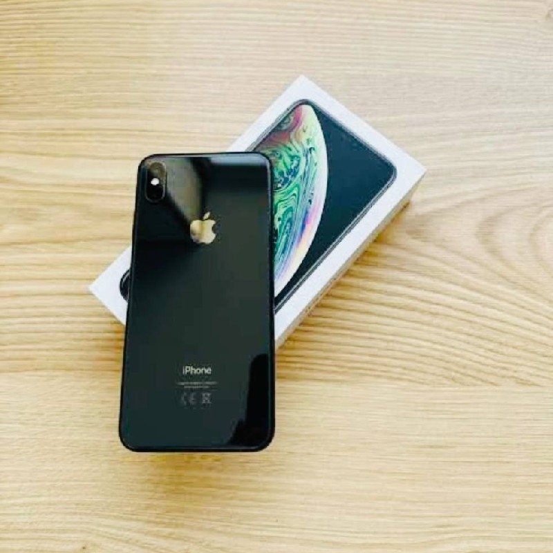 آیفون Xs