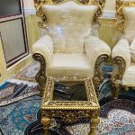 فروش عاجل سیت مبل سلطنتی ۷نفره خودی سه دانه میزنه