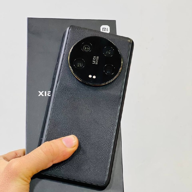 Mi 13 Ultra