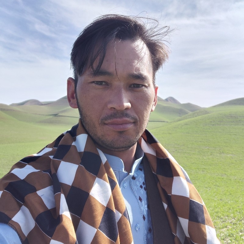 به کار نیاز مندم