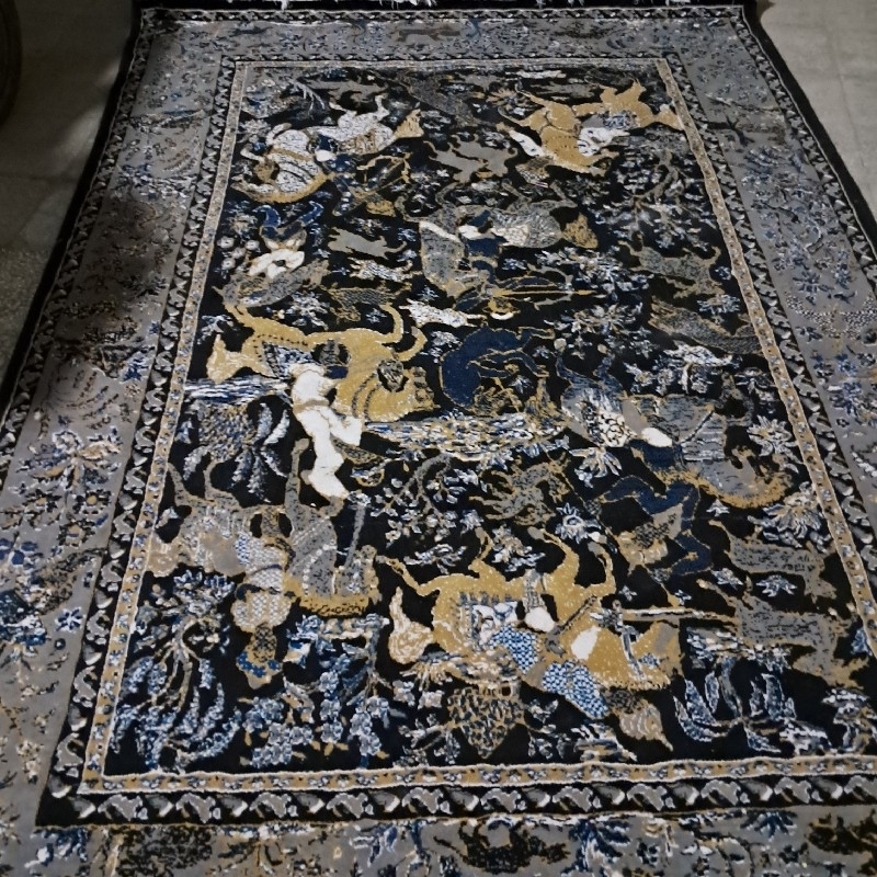 یک جوره فرش ۵۰۰ شانه ۶متری دانه ۵ هزار